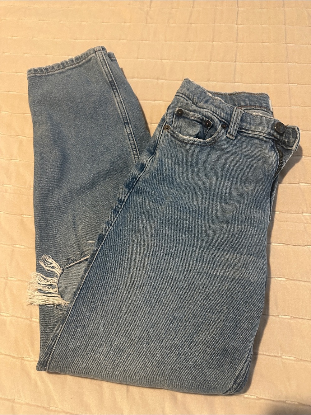 Abercrombie & Fitch Light blue relaxed straight girl Jeans